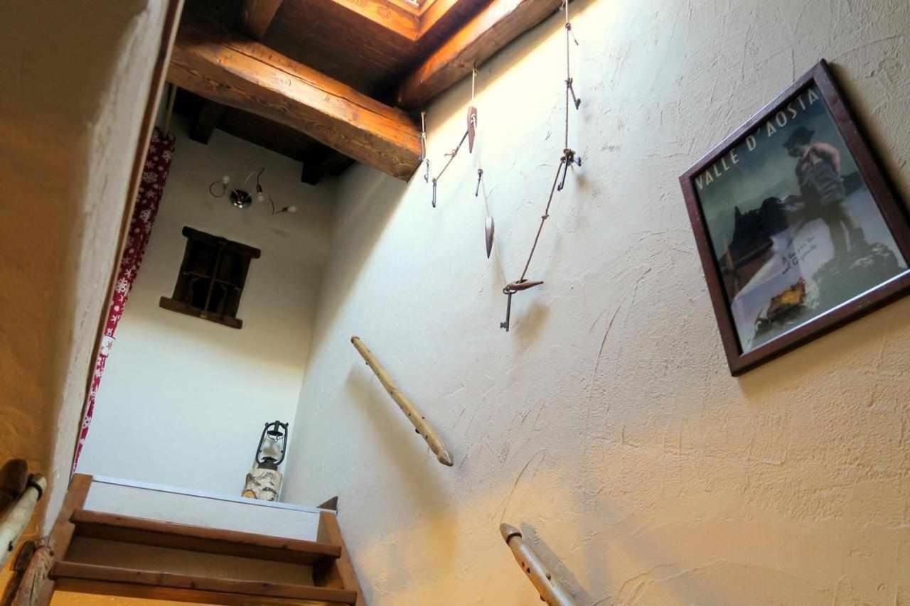 Romantica Suite Con Vasca Idromassaggio Aosta Exterior foto
